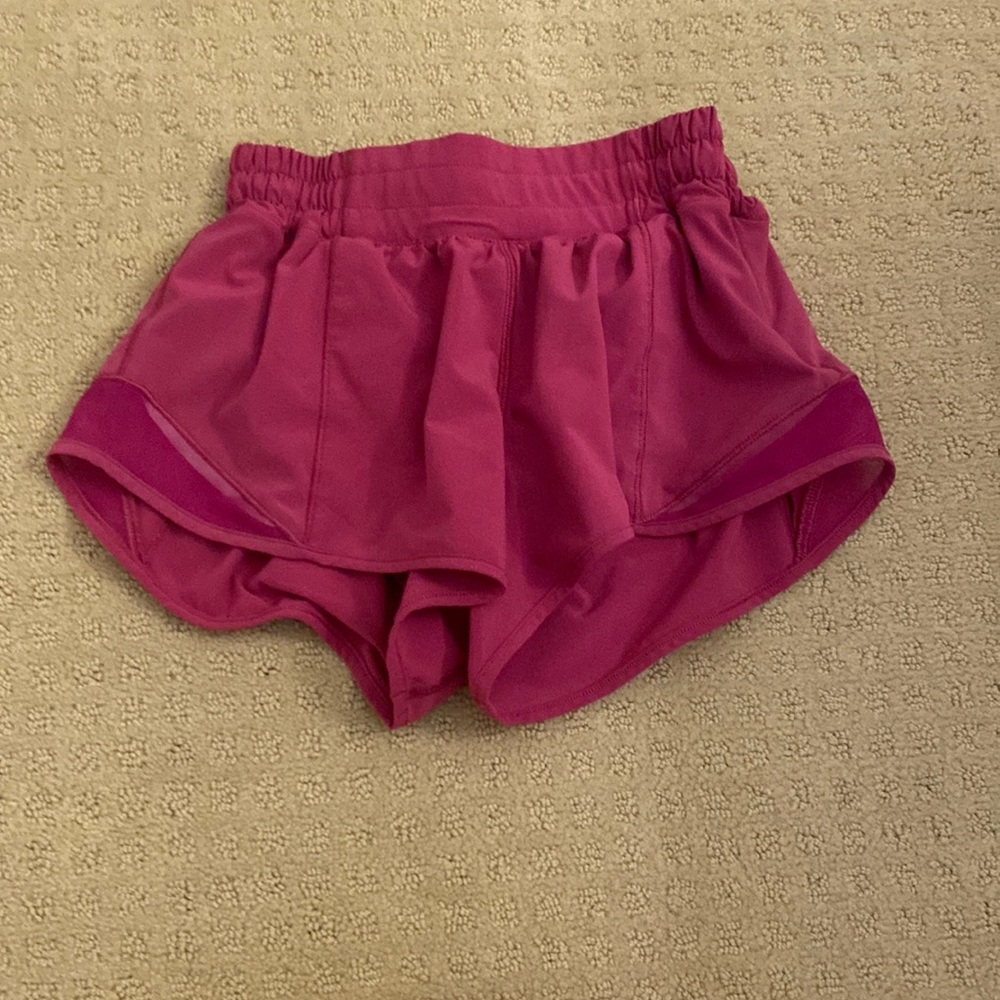 size 2 length 2.5 lululemon shorts